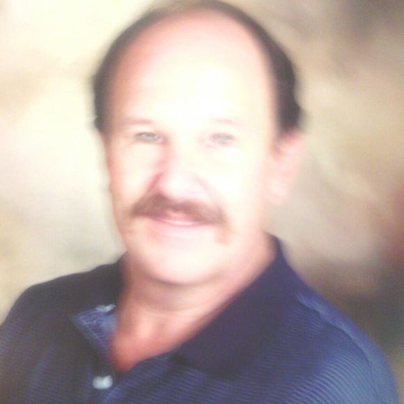 Profile Picture of Jake Black (@shakiejakejdb58) on Poshmark