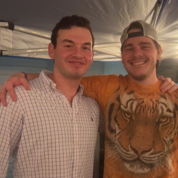 Profile Picture of Philip Wugalter (@philwug) on Poshmark