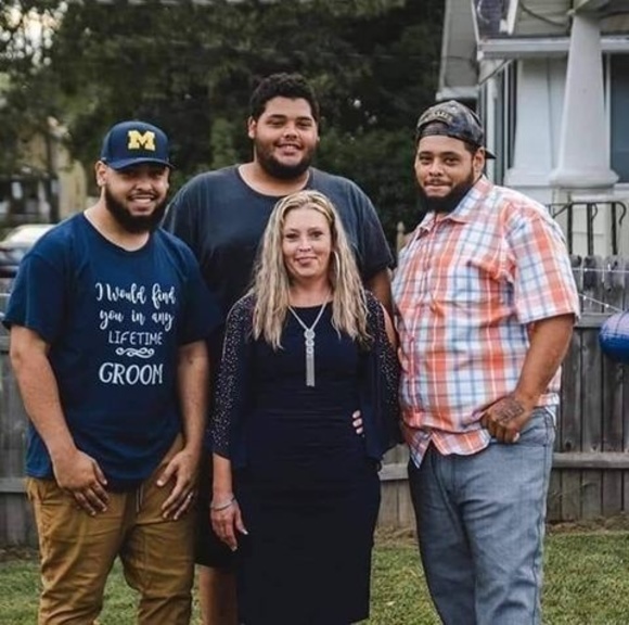 Profile Picture of Stephanie Bialorucki (@sbialorucki) on Poshmark