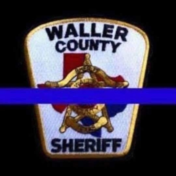 Profile Picture of Loretta Vasquez (@tweetylrv22) on Poshmark