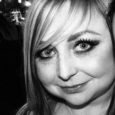 Profile Picture of Michelle Oliver (@TheLittleShell) on Twitter