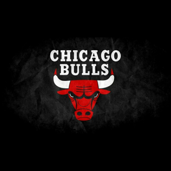 Profile Picture of Jose Almeralla (@josea_25) on Poshmark