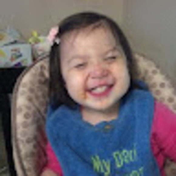 Profile Picture of Lisa Carness (@jlisau) on Poshmark