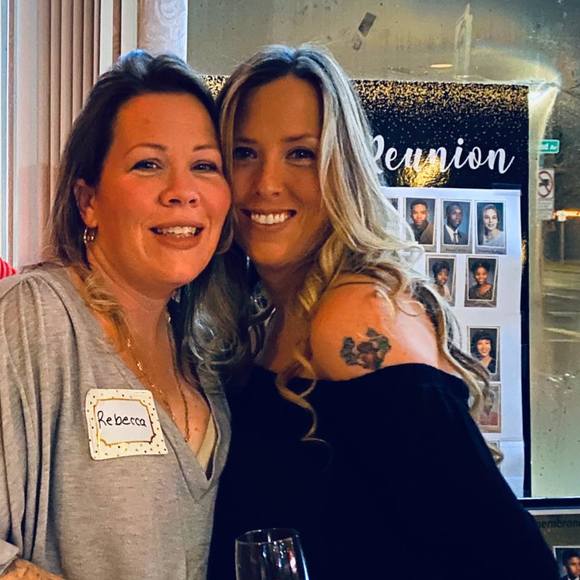 Profile Picture of Amanda Selkirk gaynor (@bigmanda9) on Poshmark