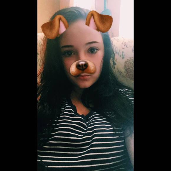 Profile Picture of Zoe Jannenga (@princesssszo) on Poshmark