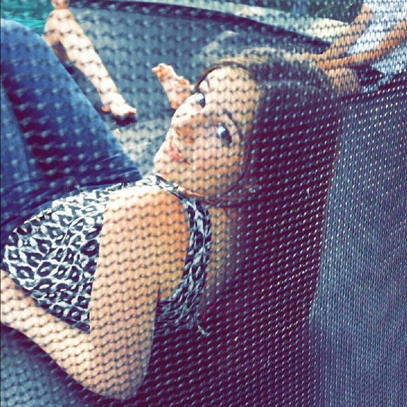 Profile Picture of Amanda Kemp (@amandakemp) on Poshmark