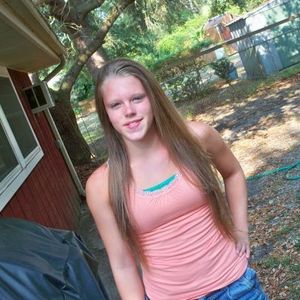 Candice Huckins - Myspace Profile Picture of Candice Huckins (@x0x0_pancake_0x0x) on Myspace