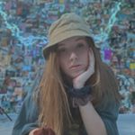 Profile Picture of Emily Burrows (@emily_kayb) on Instagram