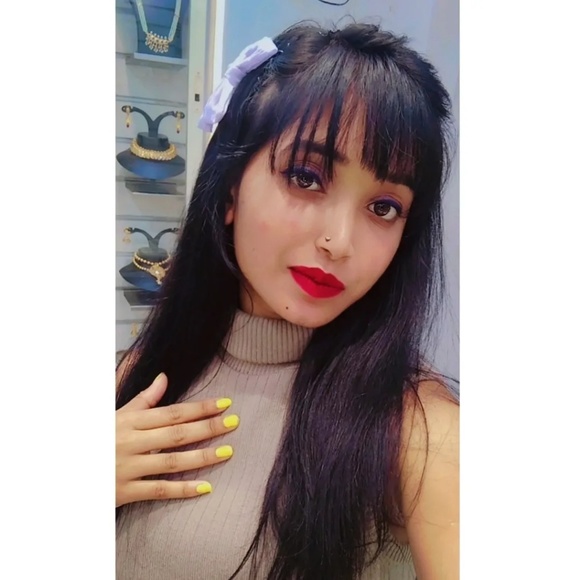 Profile Picture of Kaajal Gupta (@kaajalgupta810) on Poshmark