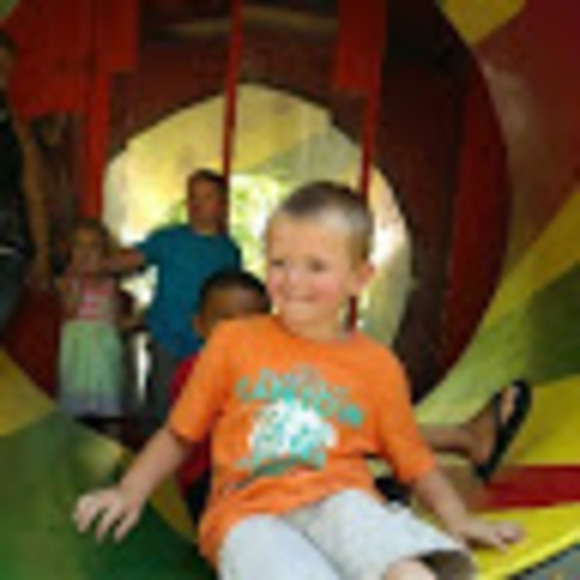 Profile Picture of Nathan Halpin (@natedigg27) on Poshmark