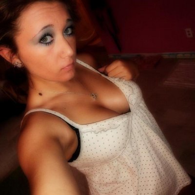 Profile Picture of Aurora Ryder (@HazelStar69) on Twitter