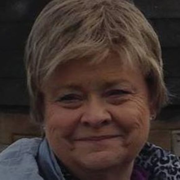 Profile Picture of Cheryl Copeland (@cherylc3669) on Poshmark