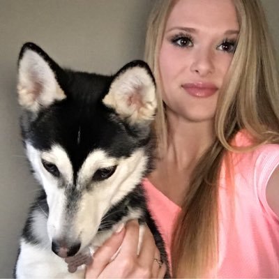 Profile Picture of Amanda Christine (@FataAmanda) on Twitter