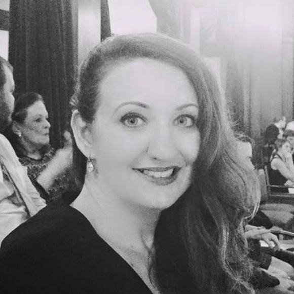 Profile Picture of Vanessa Moody-laird (@vanessamoody321) on Poshmark