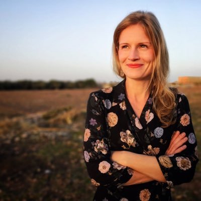 Profile Picture of Julia Hahn (@juliahahntv) on Twitter