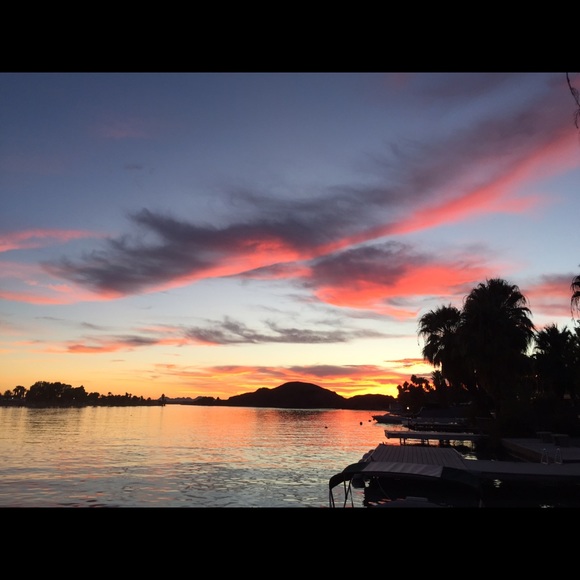 Jerri Neely - Poshmark Profile Picture of Jerri Neely (@sobaygal) on Poshmark