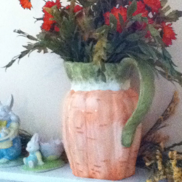 Profile Picture of Laurie Pelott (@nannylaurie) on Poshmark