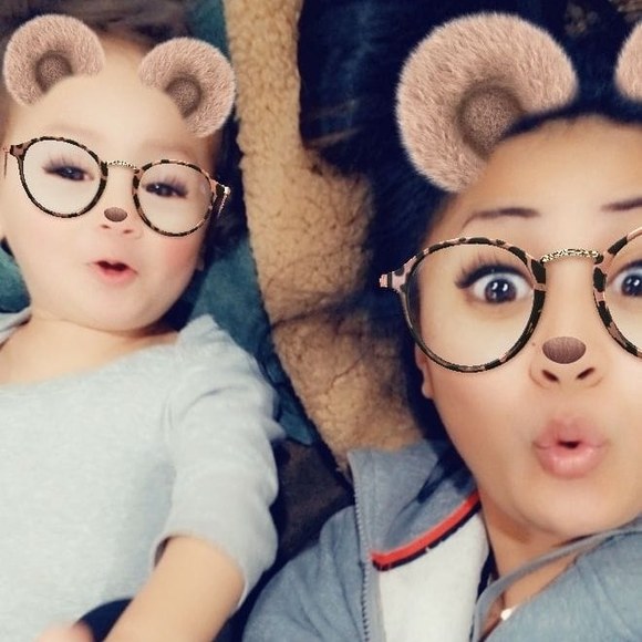 Profile Picture of Hannah-lorraine Rodoni (@hrodoni) on Poshmark