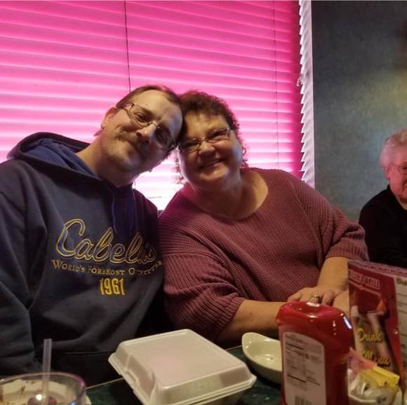 Profile Picture of Brenda Stoops (@brendastoops) on Poshmark