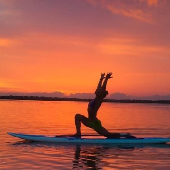 Profile Picture of Maria Silva (@silvamaria406) on Poshmark