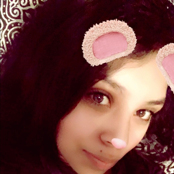 Profile Picture of Jael Rodriguez (@edwardsmommy11) on Poshmark