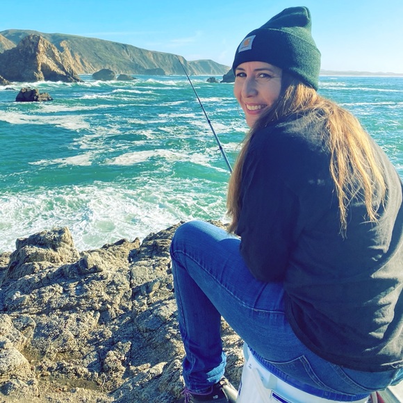 Profile Picture of Robyn Pudlak (@robynpudlak) on Poshmark