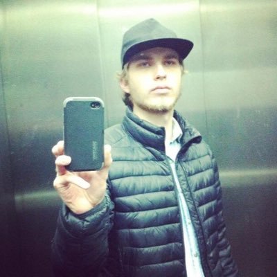 Profile Picture of Viator Mark Buruzs (@ViatorMark) on Twitter