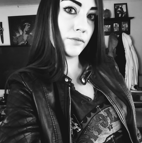 Profile Picture of Tabbatha Mccann (@tabbatha808) on Poshmark