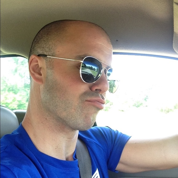 Profile Picture of Jacob Paraventi (@jakeparaventi) on Poshmark