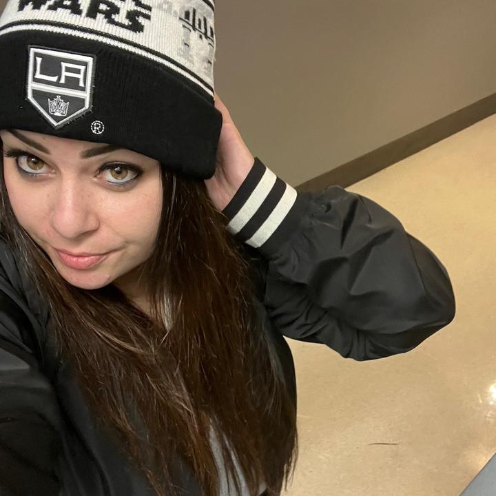 Profile Picture of Isabel Woodward (@isthebell26) on Tiktok