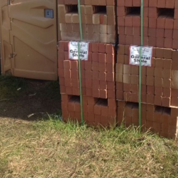 Profile Picture of Gordon Yeazel (@yeazel) on Poshmark