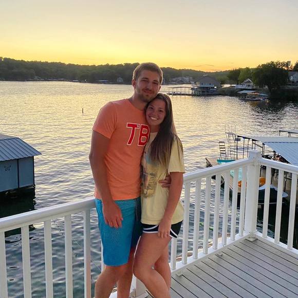 Profile Picture of Chelsea Canania (@chels_chimmy) on Poshmark