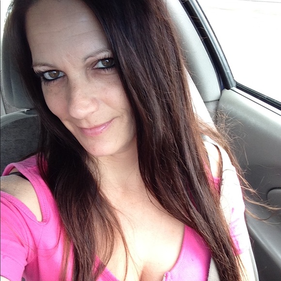 Profile Picture of Tammy Butler (@tamyb72) on Poshmark