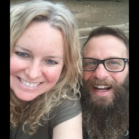 Profile Picture of Dana Luterman (@danalu2) on Poshmark