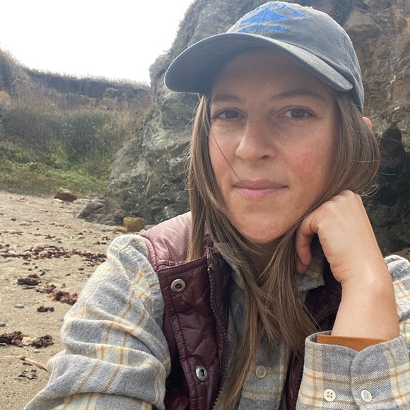 Profile Picture of Erin Irber (@erin_irb) on Poshmark