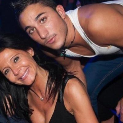 Profile Picture of Les Anges 7 (@Vivian_Anges7) on Twitter