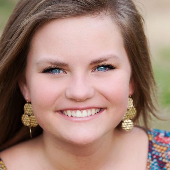 Profile Picture of Mackenzie Higgins (@maclynnhigg) on Poshmark