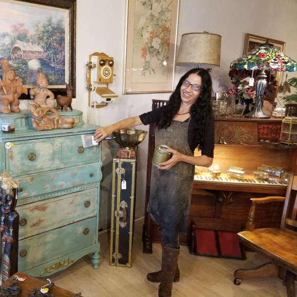 Profile Picture of Nili Hosner (@nilisposh1957) on Poshmark