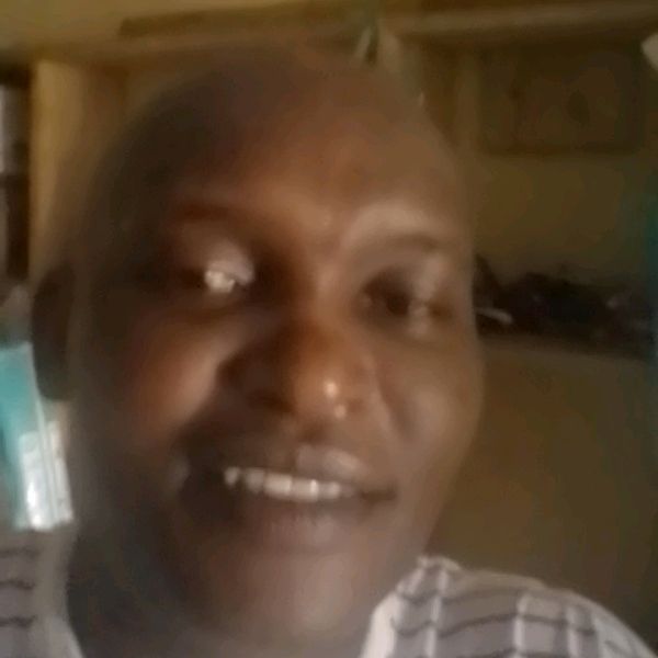 Profile Picture of steve (@stevembae0) on Tiktok