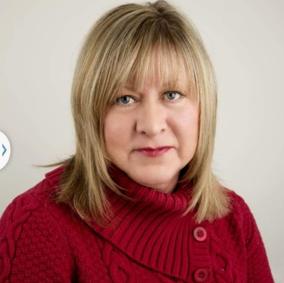 Profile Picture of Pat Siefferman (@psieffer) on Poshmark