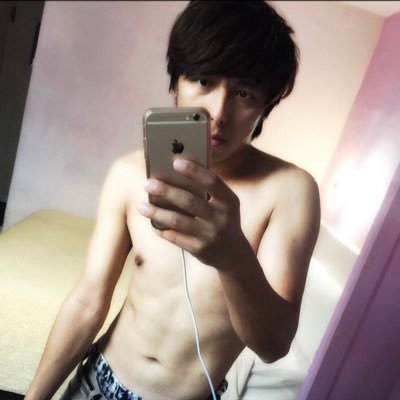 Profile Picture of Nick666 (@NickWang19) on Twitter