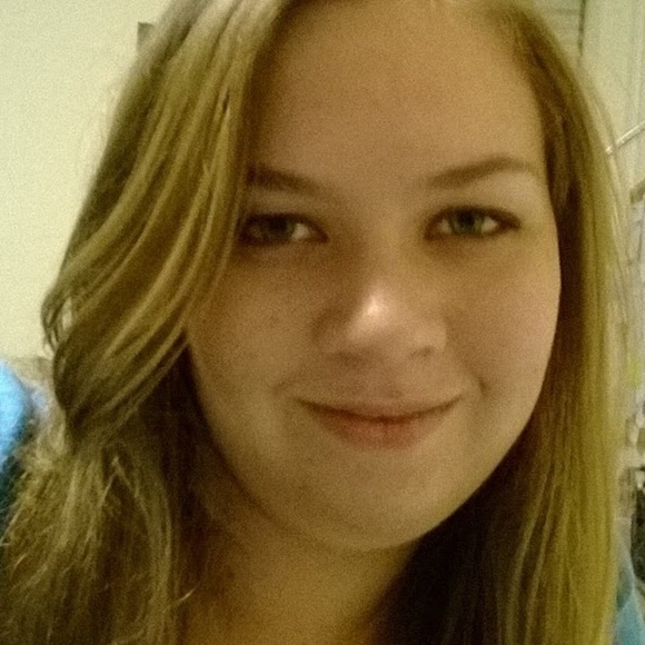 Profile Picture of Jayme Keefer (@jayme7614) on Poshmark