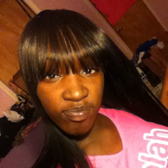 Profile Picture of Erika Mccoy (@erikam500) on Poshmark