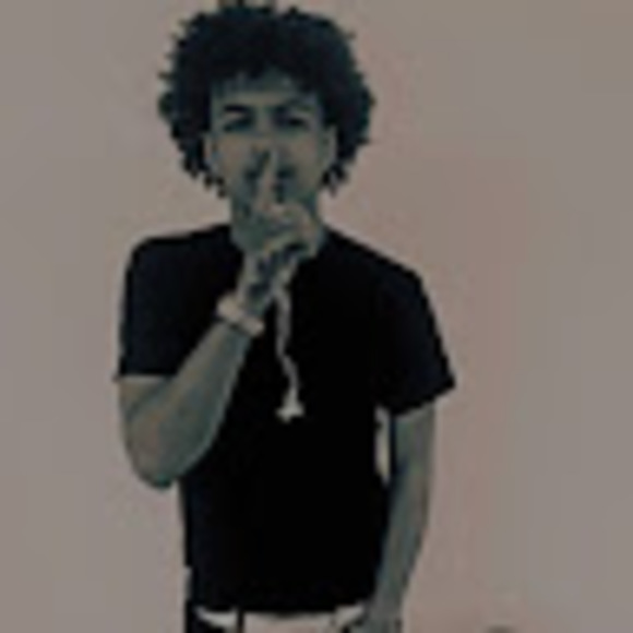 Profile Picture of Antonio Daniel (@antoniodanie401) on Poshmark