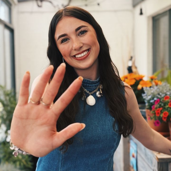 Profile Picture of Marie Smeets 🍟 (@schmeets) on Tiktok