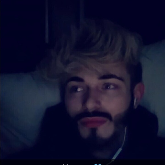 Profile Picture of Zackary Paul (@zackarypaul) on Poshmark