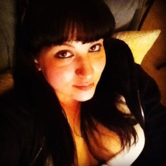 Profile Picture of Nakyta De la fuente (@strangestmagick) on Poshmark