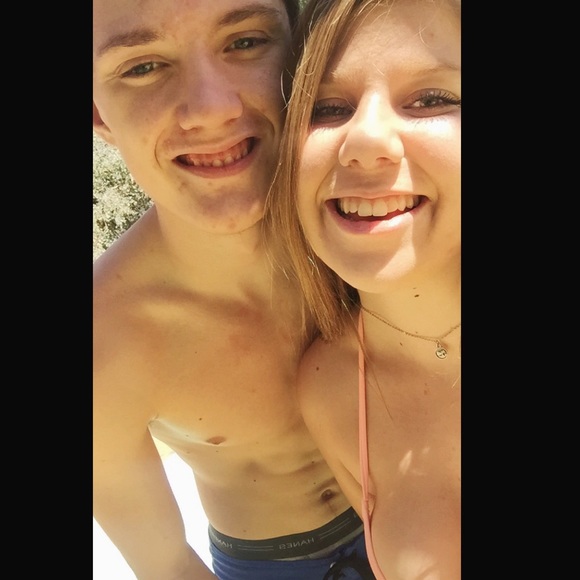 Profile Picture of Kelcey Adams (@kelceyadams) on Poshmark