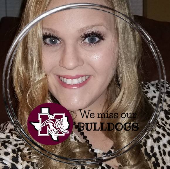 Amanda Haltom - Poshmark Profile Picture of Amanda Haltom (@amandamhaltom) on Poshmark