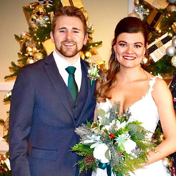 Profile Picture of Summer Oeth (@summeroeth) on Poshmark